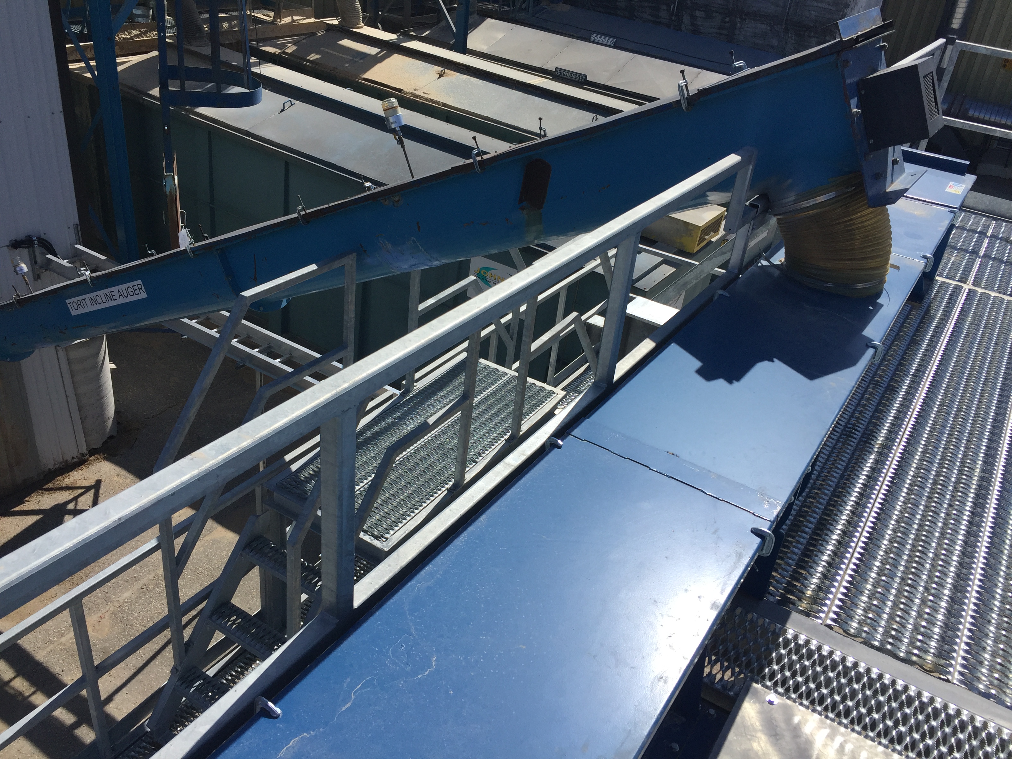 Roof Walkways image