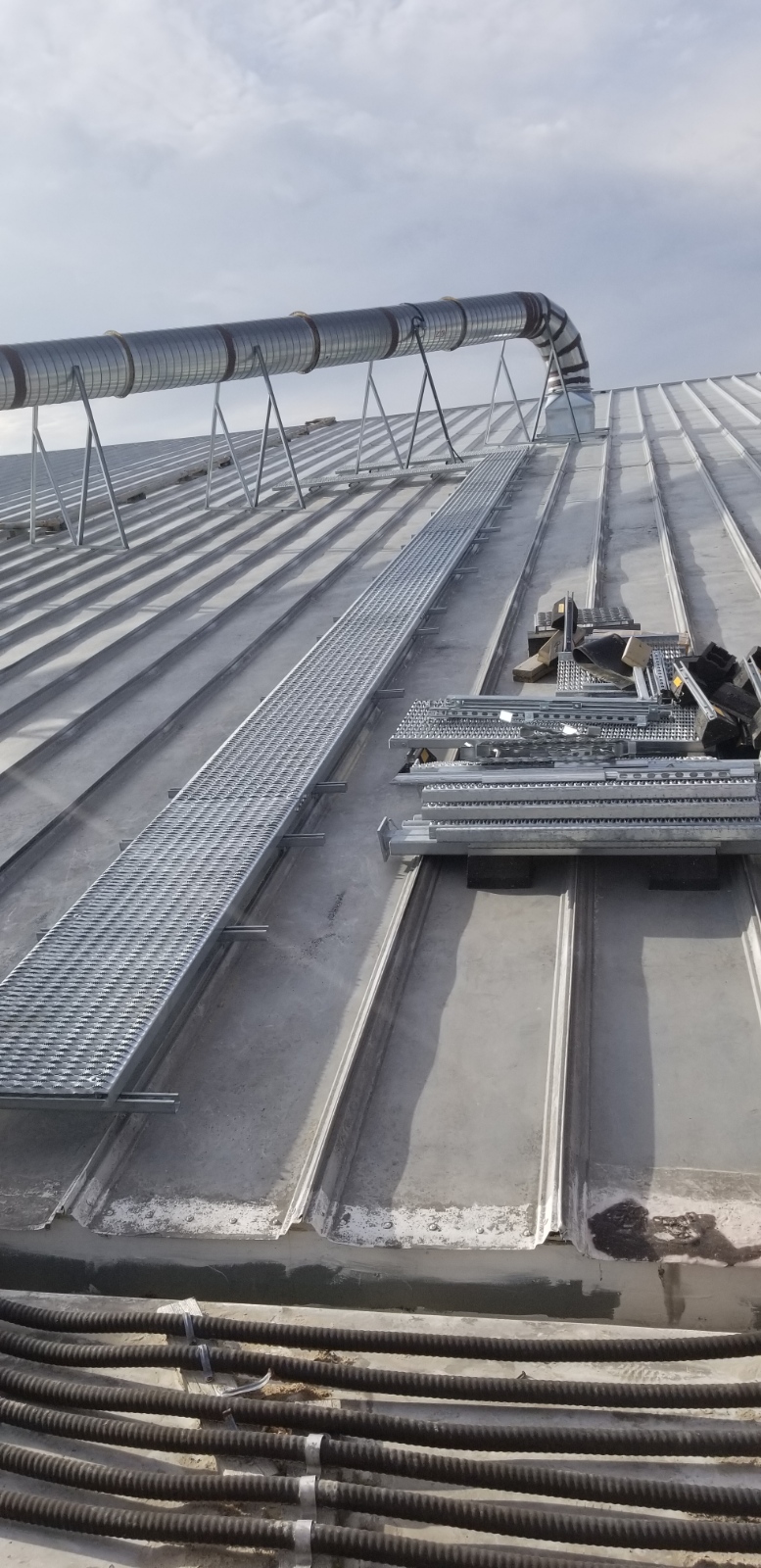 Roof Walkways image